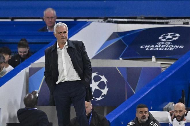 开云体育官网-包含转会期葡超传出新动向，切尔西造点机会，管理层表态：球迷炸锅，赛季目标并未改变的词条