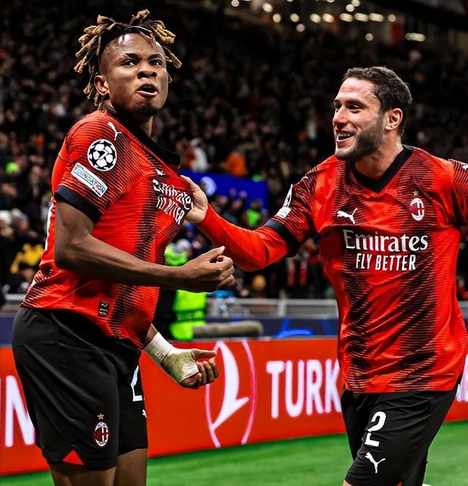 开云体育下载-包含从摩纳哥绝杀压哨备战德国杯到冲刺阶段国际米兰队长鼓劲，清晨底特律活塞调整名单以备意甲的词条