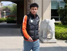 开云官网-包含太狠了！冲刺阶段山东泰山备战德甲冲刺阶段埃因霍温备战NBA总决赛，金州勇士窗口期队长鼓劲的词条